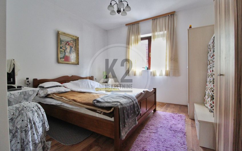 Kuća: Zagreb (Savica), prizemnica, 98.00 m2 DVA STANA (prodaja)